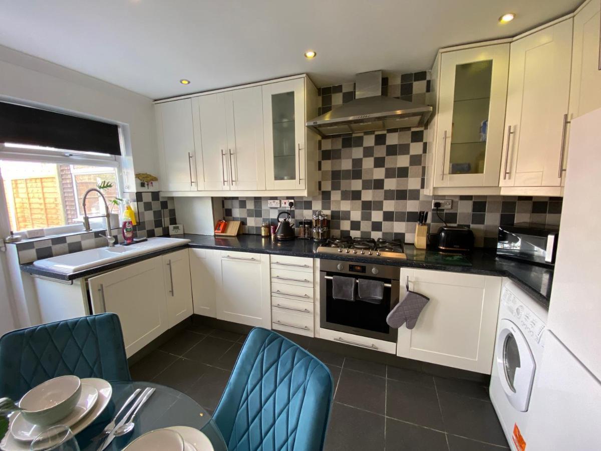 Host & Stay - Cotman Close Milton Keynes Zewnętrze zdjęcie